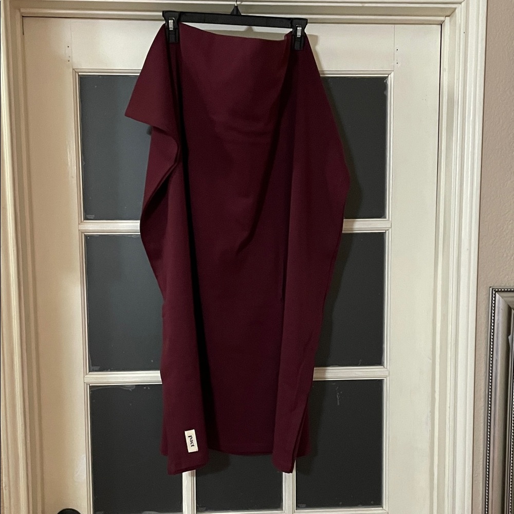 Chic Burgundy Airplane Travel Scarf Wrap